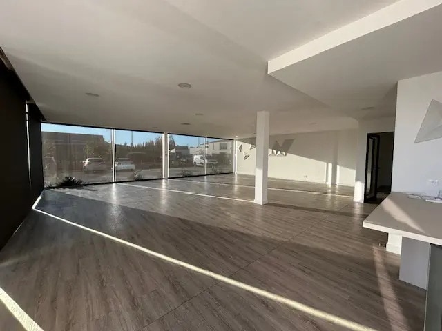 14 Rue Du Bas Taulet, Pélissanne à vendre - Photo de l’immeuble – Image 2 sur 5