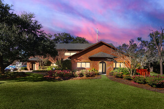 6317 Oleander Dr, Wilmington, NC à louer Photo de l’immeuble– Image 2 sur 14