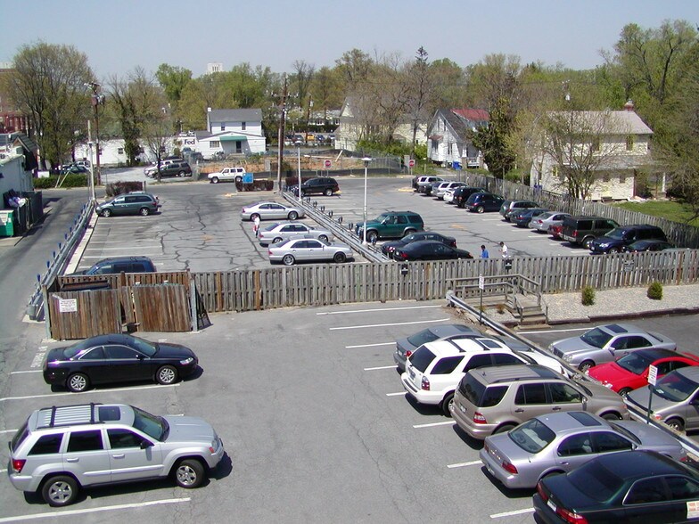4707-4711 Chase Ave, Bethesda, MD à vendre - Photo de l’immeuble – Image 2 sur 13