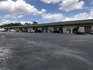 Plus de détails pour 6127-6157 Cyril Ave, Orlando, FL - Industriel/Logistique à louer