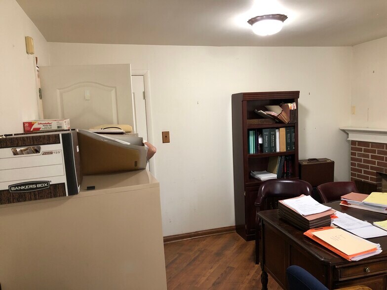 1844 Burlington-Mt. Holly Rd, Mount Holly, NJ à vendre - Photo de l’immeuble – Image 2 sur 27