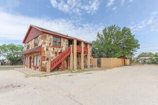 Plus de détails pour 1201 E 11th Pl, Big Spring, TX - Spécialisé à vendre