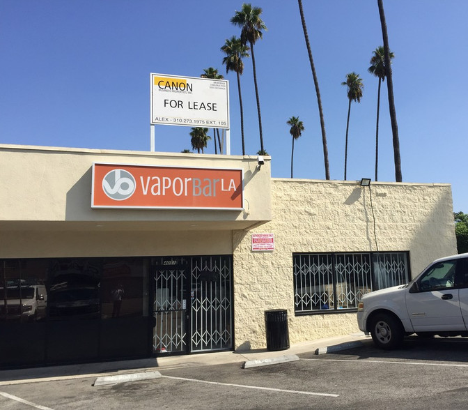 4051 W 3rd St, Los Angeles, CA à louer - Photo de l’immeuble – Image 3 sur 4