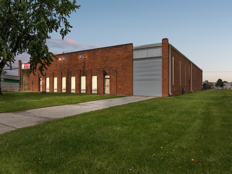 2950 W 167th St, Markham, IL à louer - Photo de l’immeuble – Image 2 sur 44