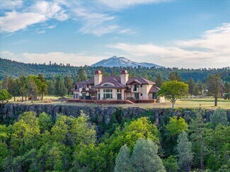 Plus de détails pour 42605 Hwy 299, Fall River Mills, CA - Terrain à vendre