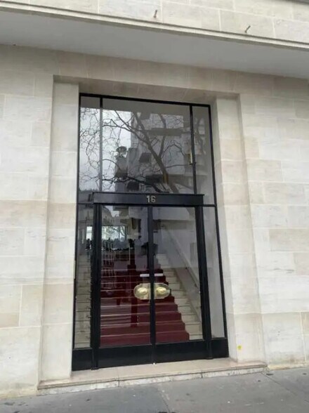 16 Avenue Paul Doumer, Paris à vendre - Photo de l’immeuble – Image 2 sur 8