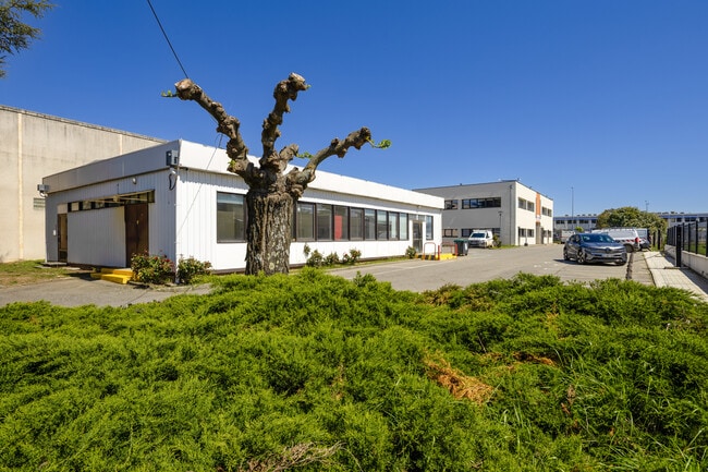 Plus de détails pour 12 Avenue Clément Ader, Colomiers - Bureau à louer