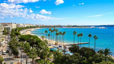Cannes, AM - Vue aérienne vue de carte