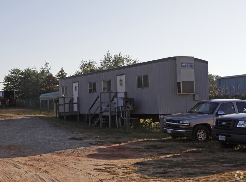 10 Geneva Ct, Mauldin, SC à vendre - Photo principale – Image 2 sur 14