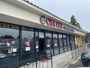 6908-6916 Warner Ave, Huntington Beach, CA à vendre Photo intérieure– Image 2 sur 8