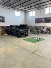 208-220 NW 1st Ave, Hallandale, FL à louer Photo intérieure– Image 2 sur 6