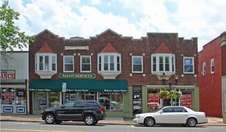 Plus de détails pour 49-59 E Main St, Riverhead, NY - Bureau, Local commercial à louer