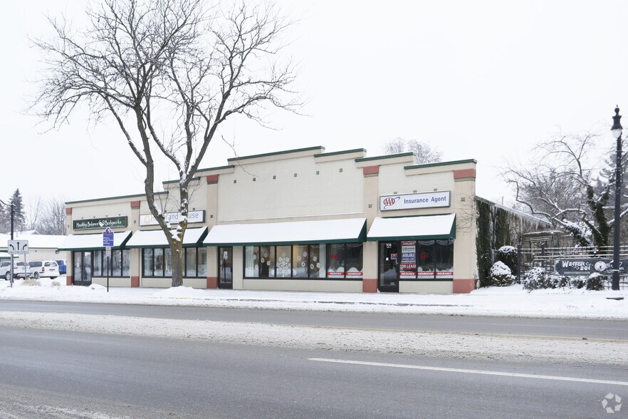 108 N Lafayette St, Greenville, MI à louer - Photo de l’immeuble – Image 2 sur 2