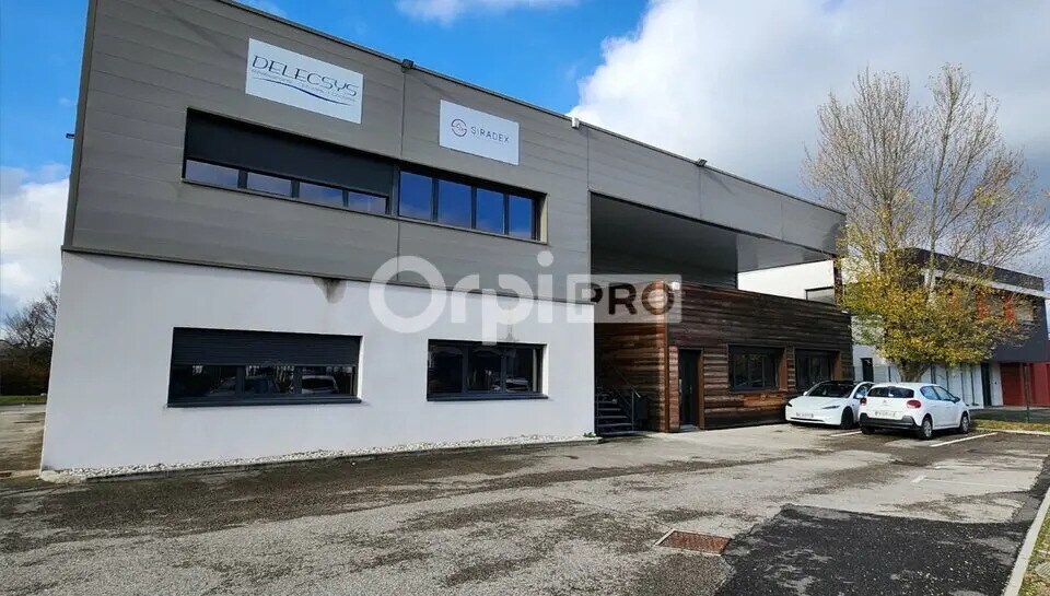 Bureau dans Meyzieu à louer Photo de l’immeuble– Image 1 sur 10