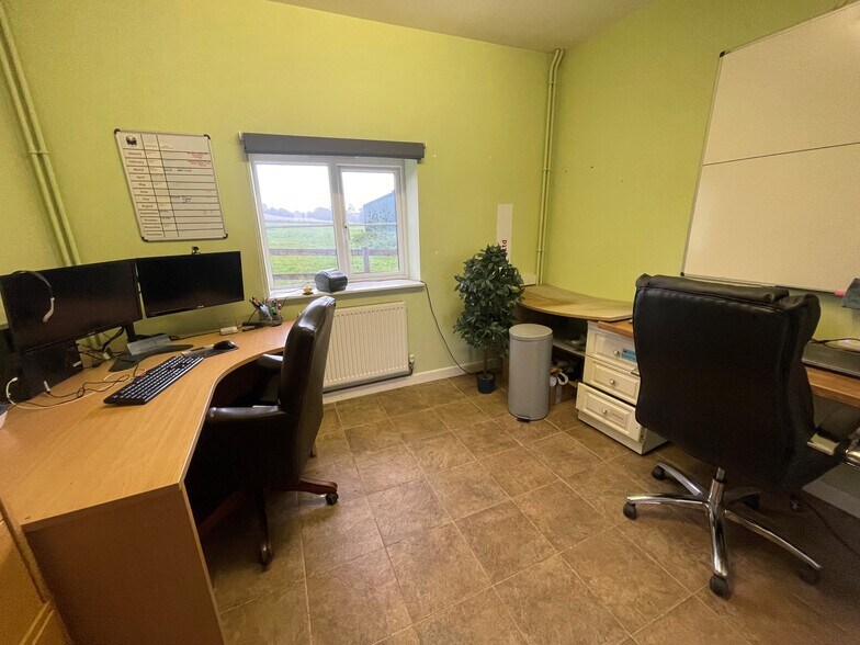 Brickfields, Maperton à louer - Photo de l’immeuble – Image 3 sur 4