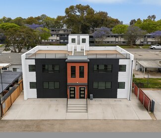 Plus de détails pour 3244 Clairemont Dr, San Diego, CA - Logement à vendre