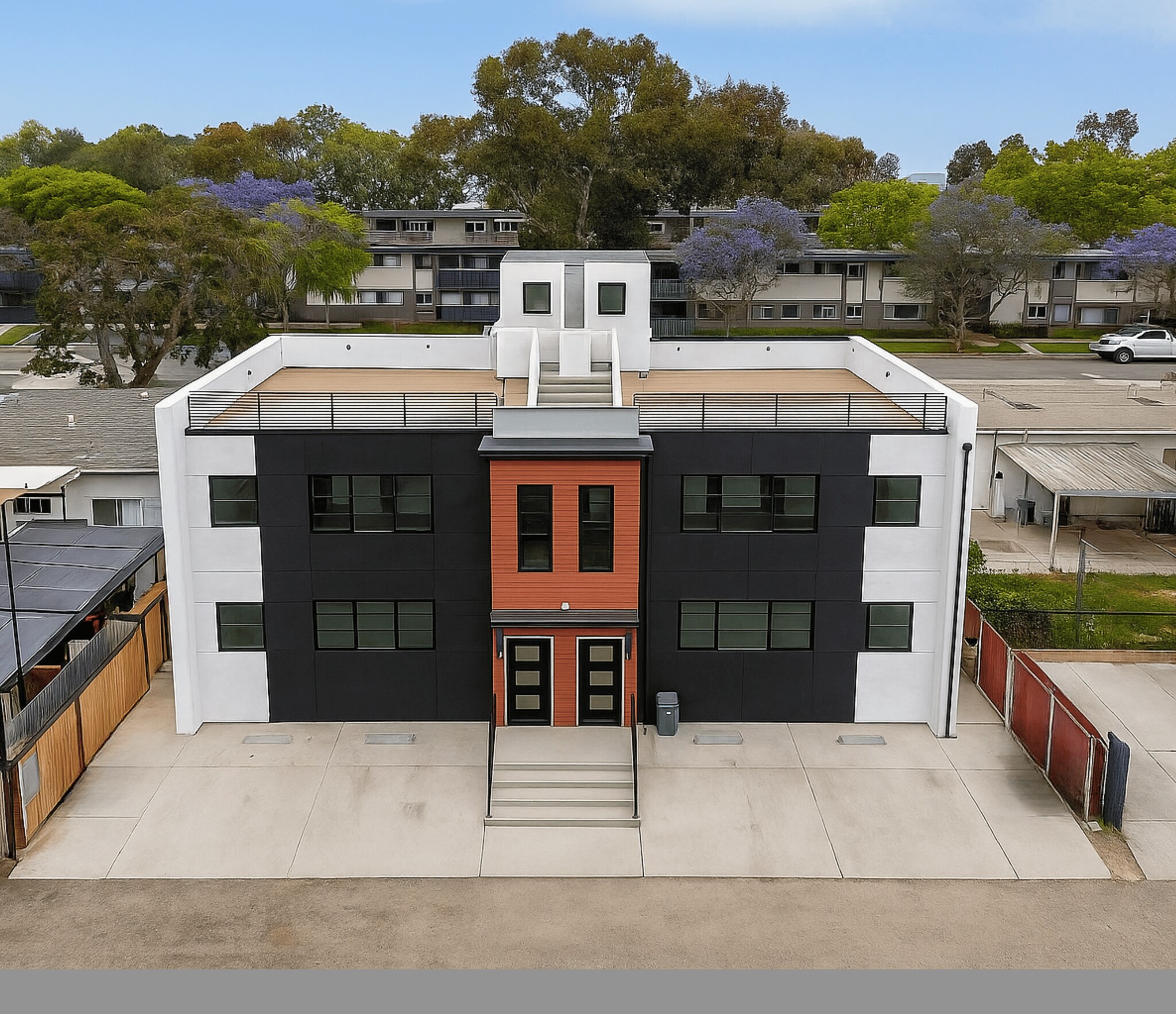 3244 Clairemont Dr, San Diego, CA à vendre Photo principale– Image 1 sur 18