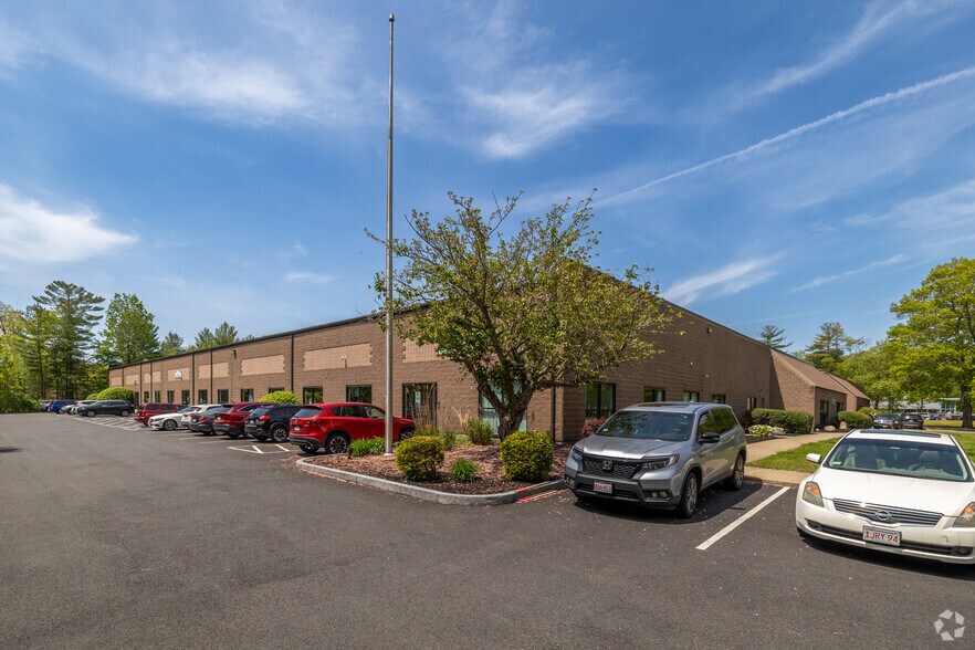 106 Longwater Dr, Norwell, MA à louer - Photo principale – Image 1 sur 7