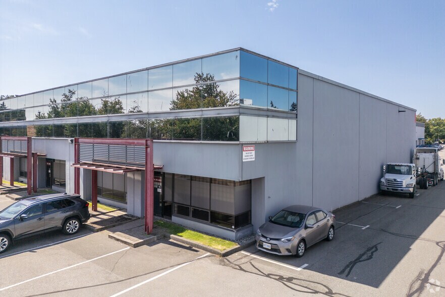 3850 Jacombs Rd, Richmond, BC à louer - Photo de l’immeuble – Image 2 sur 3