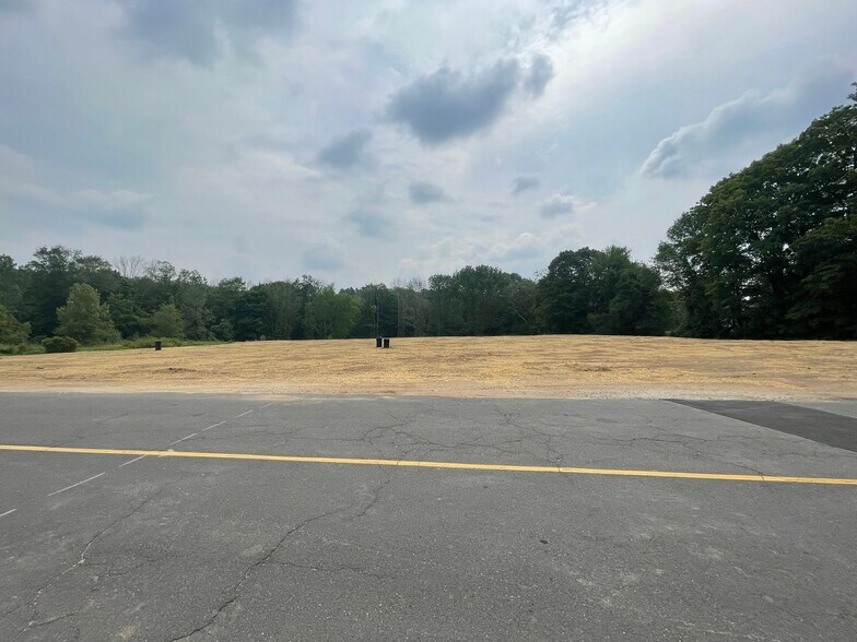 3512 Main St, Coventry, CT à louer - Photo principale – Image 1 sur 1