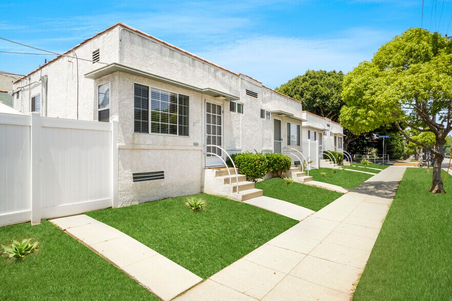 2415 Arizona Ave, Santa Monica, CA à vendre - Photo principale – Image 1 sur 19