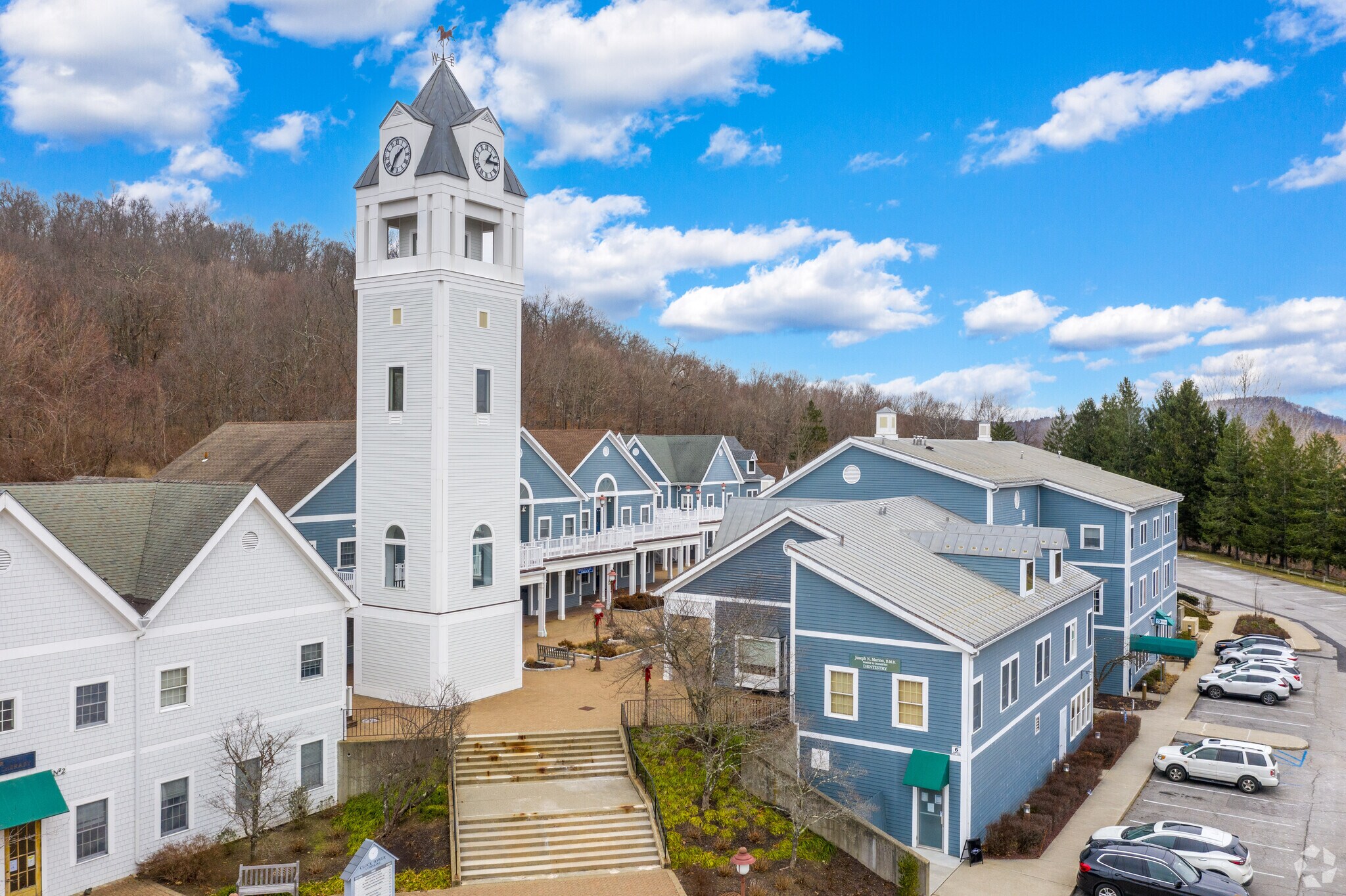 400 Clock Tower Commons, Brewster Village, NY à louer Photo principale– Image 1 sur 6