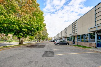 Plus de détails pour 3515-3531 Boul de la Grande-Allée, Boisbriand, QC - Industriel/Logistique à louer