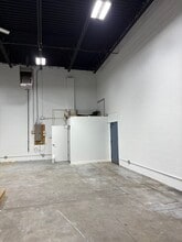 1344 W Nursery Rd, Linthicum, MD à louer Photo intérieure– Image 2 sur 5