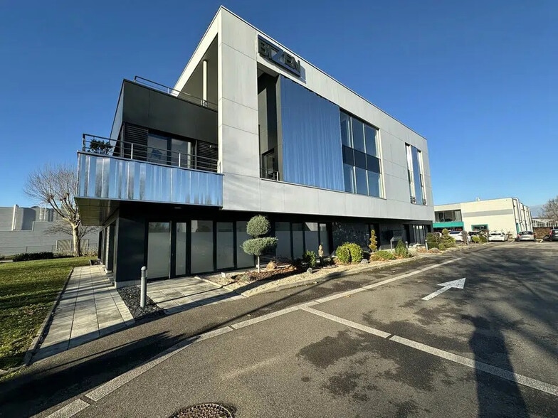 Bureau dans Rosheim à louer - Photo de l’immeuble – Image 1 sur 6