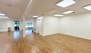 2245 Royal Ln, Dallas, TX à louer Photo intérieure– Image 1 sur 4