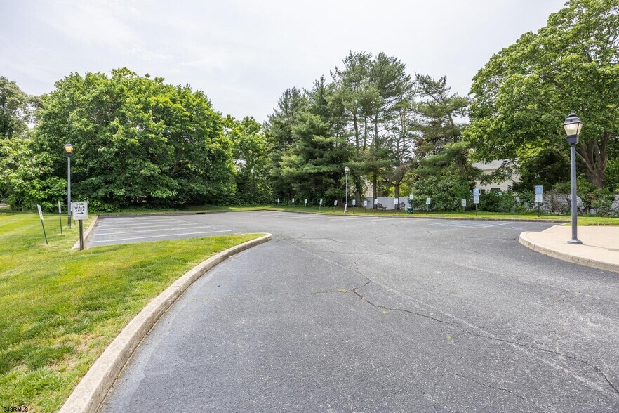535 Maple Ave, Linwood, NJ à vendre - Photo de l’immeuble – Image 3 sur 30