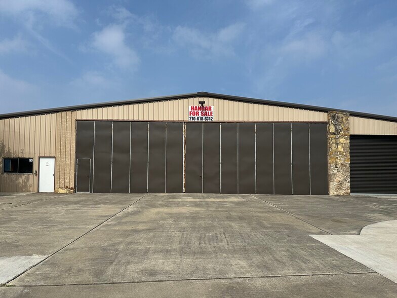 28120 Boerne Stage Rd, Boerne, TX à vendre - Photo de l’immeuble – Image 2 sur 9