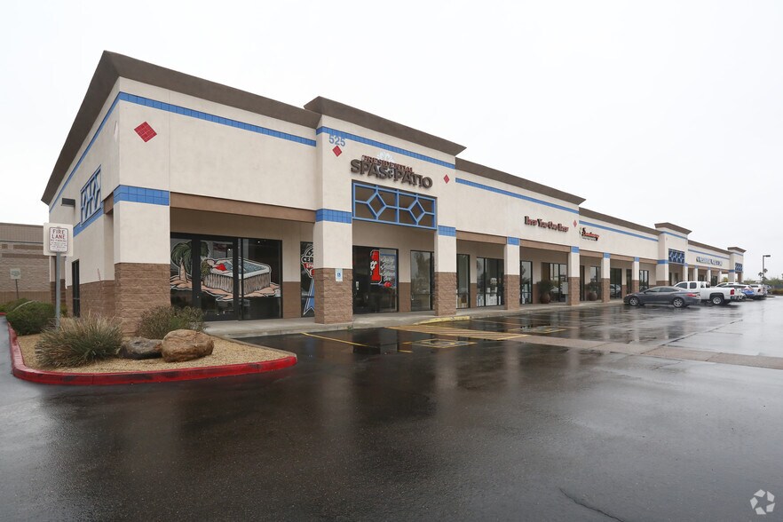 525 E Baseline Rd, Gilbert, AZ à louer - Photo de l’immeuble – Image 2 sur 6