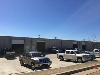 Plus de détails pour 228 NW 60th St, Oklahoma City, OK - Industriel/Logistique à louer