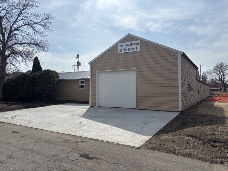 28 East Elm Street, Saint Joseph, MN à louer - Photo de l’immeuble – Image 3 sur 15