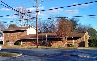 Plus de détails pour 379 S Cox St, Asheboro, NC - Bureau à vendre