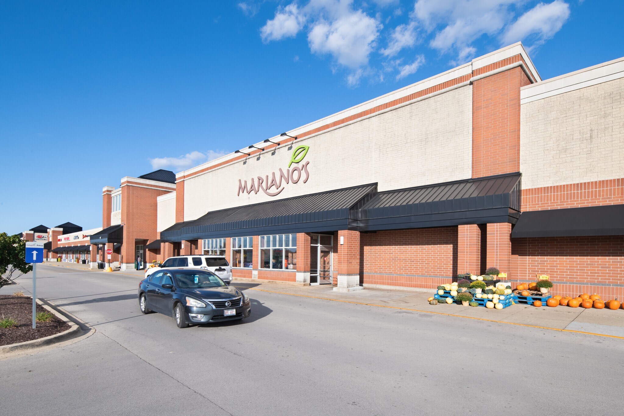 972-994 Brook Forest Ave, Shorewood, IL à louer Photo de l’immeuble– Image 1 sur 12