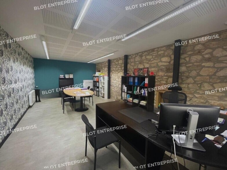 Bureau dans Guingamp à louer - Photo intérieure – Image 3 sur 4