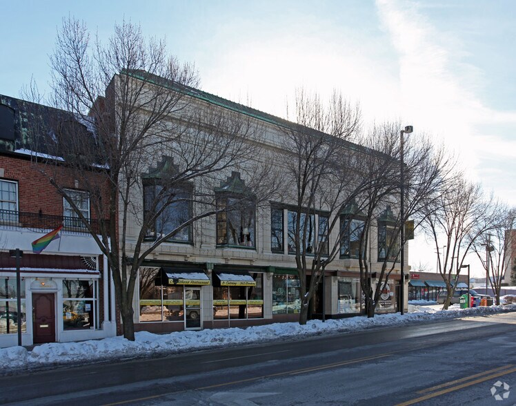 3613-3623 Broadway St, Kansas City, MO à vendre - Photo de l’immeuble – Image 3 sur 6