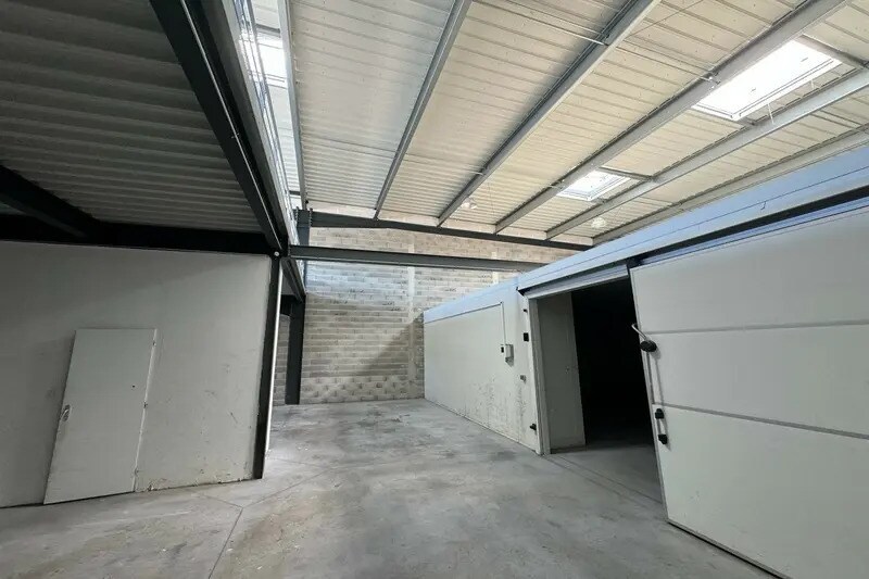 Local d’activités dans Montpellier à louer - Photo de l’immeuble – Image 2 sur 5