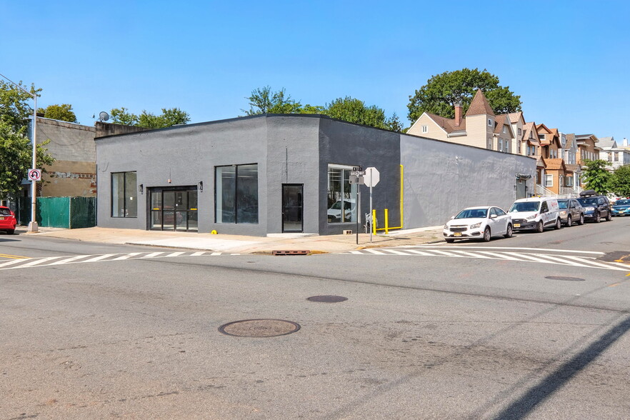 1033 Broadway, Bayonne, NJ à louer - Photo de l’immeuble – Image 3 sur 25