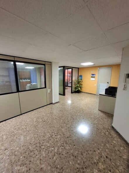 Bureau dans València, Valencia à vendre - Photo intérieure – Image 2 sur 18