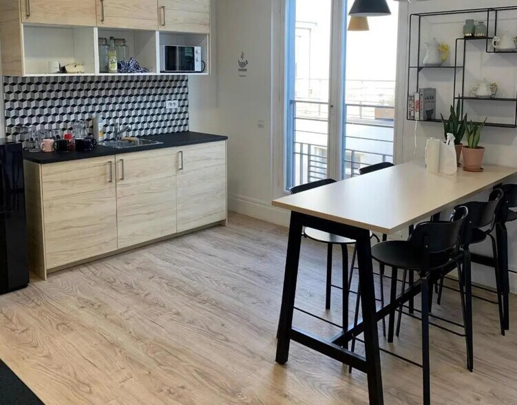 Bureau dans Paris à louer - Photo de l’immeuble – Image 3 sur 7