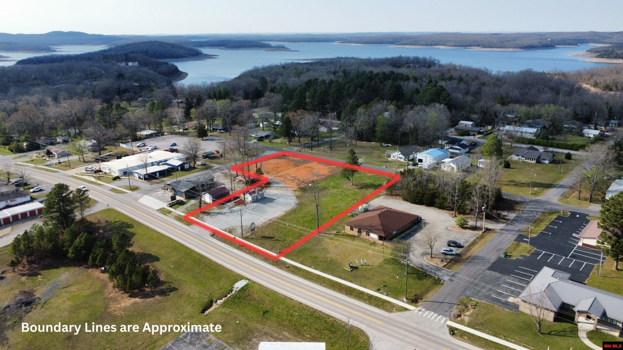 1148 Central Blvd, Bull Shoals, AR à vendre Photo principale– Image 1 sur 2