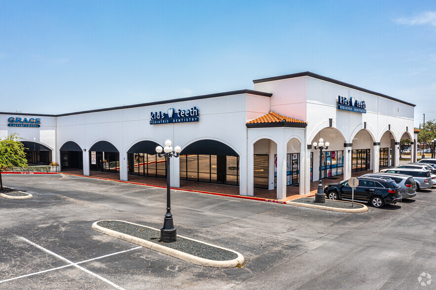 9107 Marbach Rd, San Antonio, TX à louer - Photo de l’immeuble – Image 3 sur 11