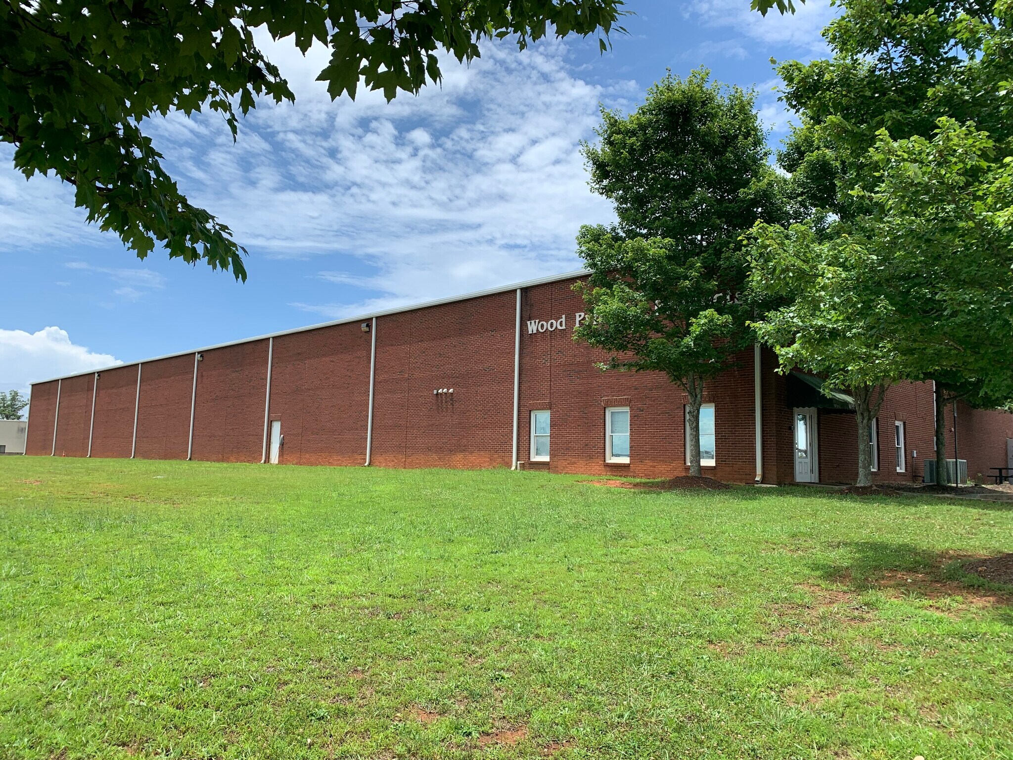4322 McBrayer Rd, Oakwood, GA à louer Photo de l’immeuble– Image 1 sur 12