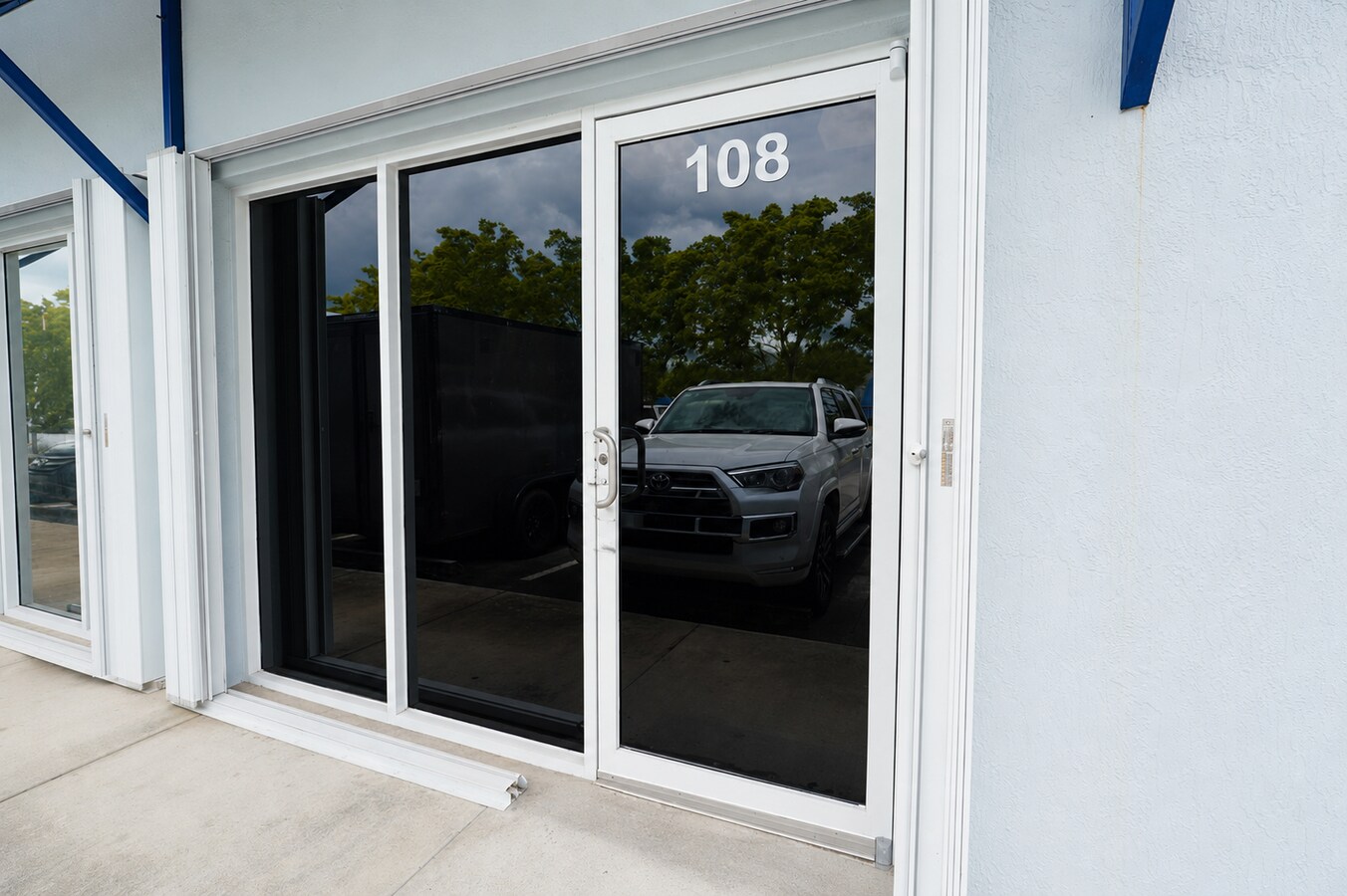 20841 Johnson St, Pembroke Pines, FL 33029 - Lot 108 - - Hall d’entrée - Image 2 of 18