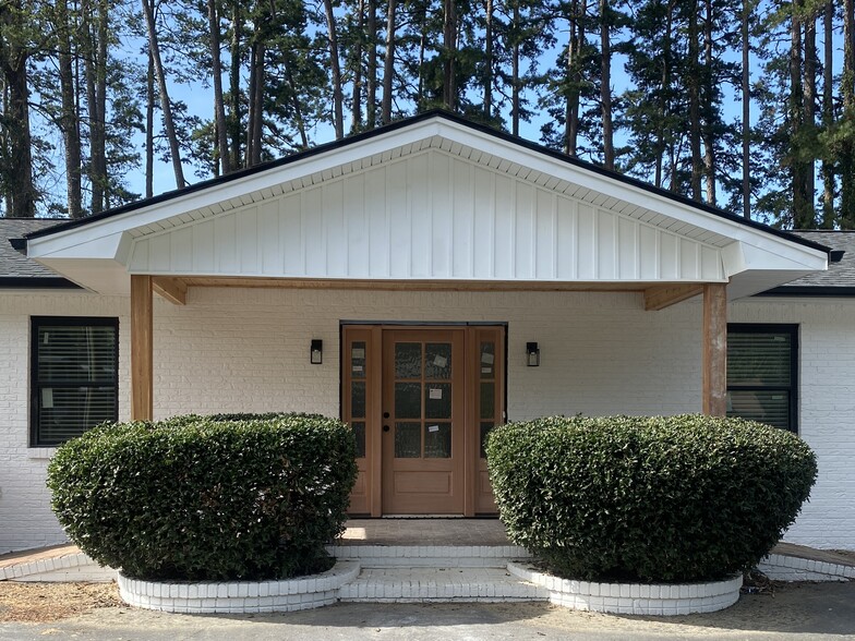 421 Statesville Blvd, Salisbury, NC à louer - Photo de l’immeuble – Image 1 sur 6