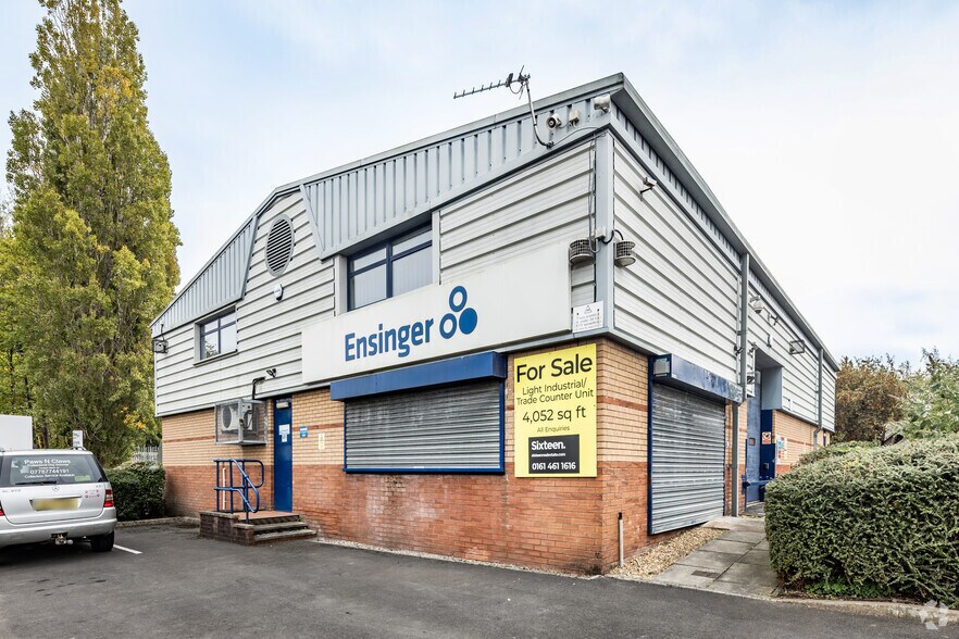 Liverpool Rd, Manchester à vendre - Photo principale – Image 1 sur 4
