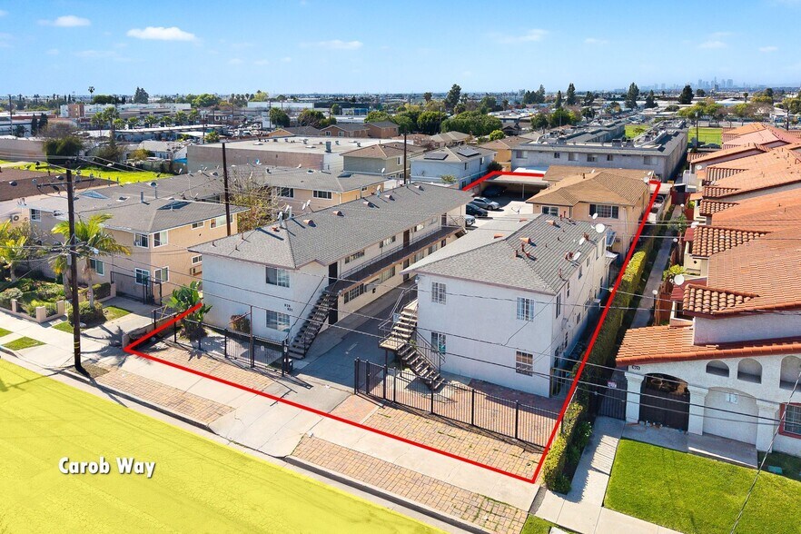 919-921 Carob Way, Montebello, CA à vendre - Photo de l’immeuble – Image 1 sur 22